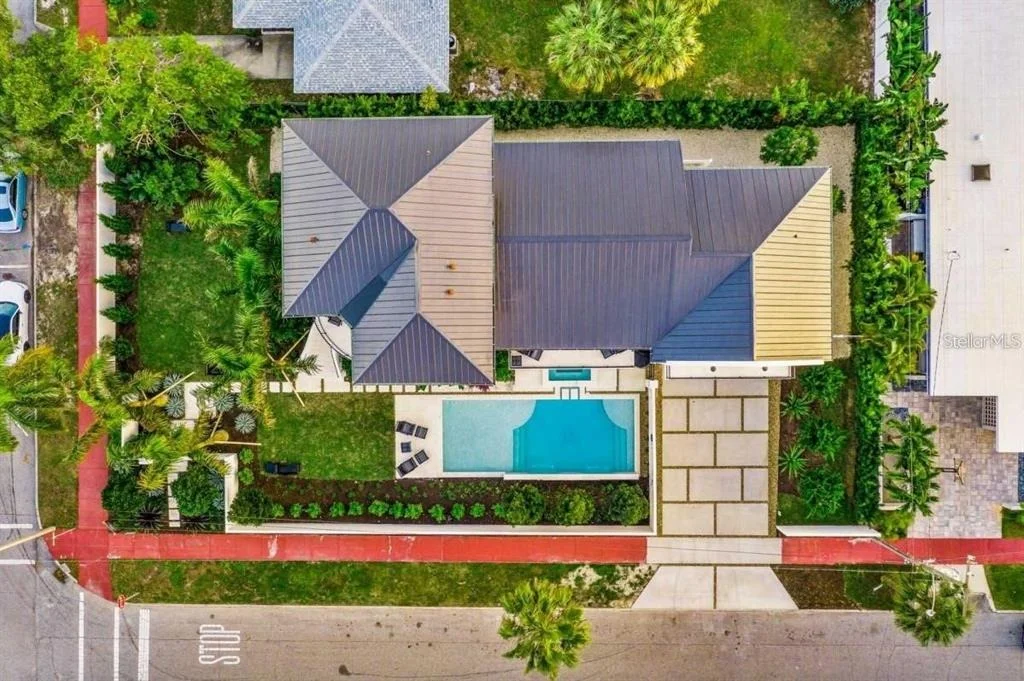 Photo of 340 JACKSON DRIVE
