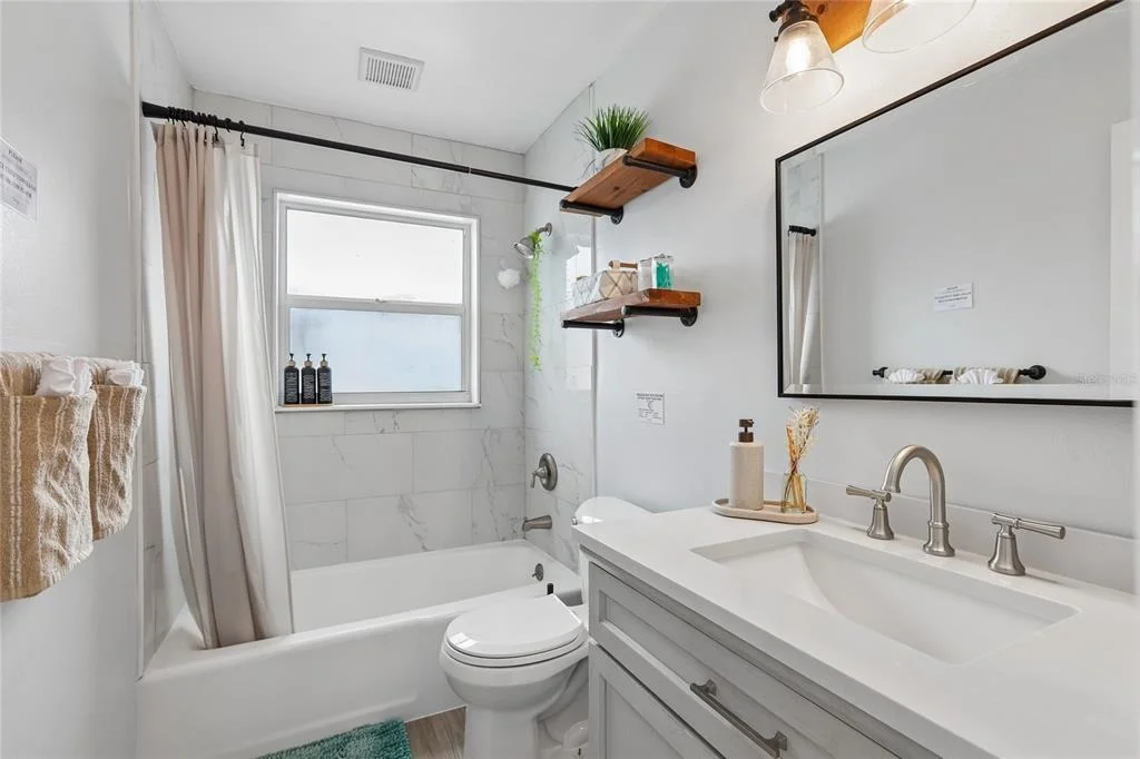 Photo of 13914 84TH TER