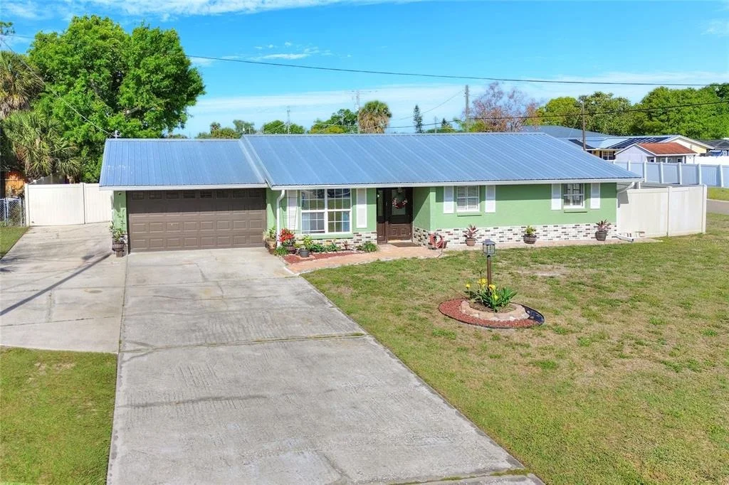 Photo of 6108 FAIRWAY BOULEVARD