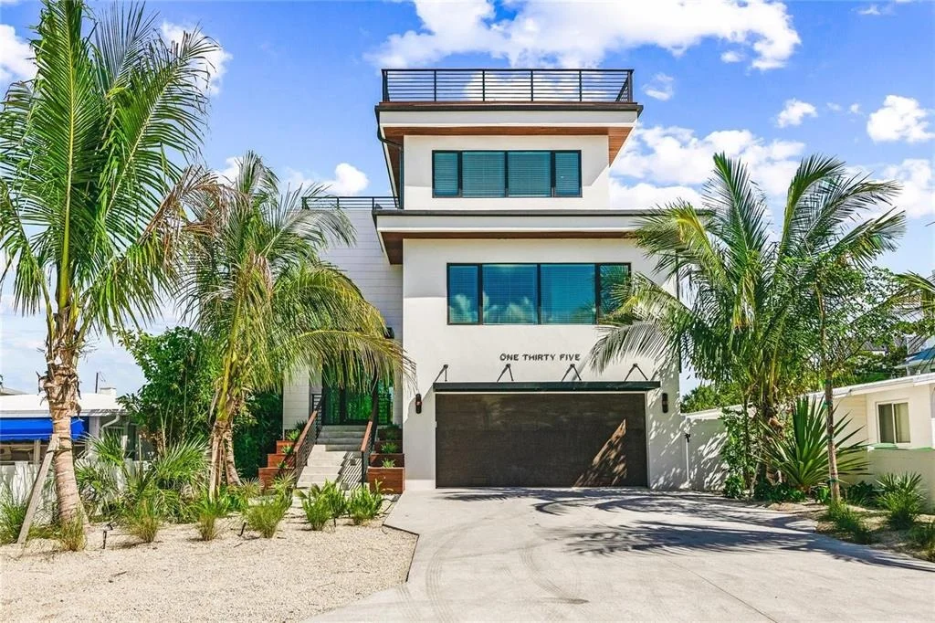 Photo of 135 GRANT DRIVE