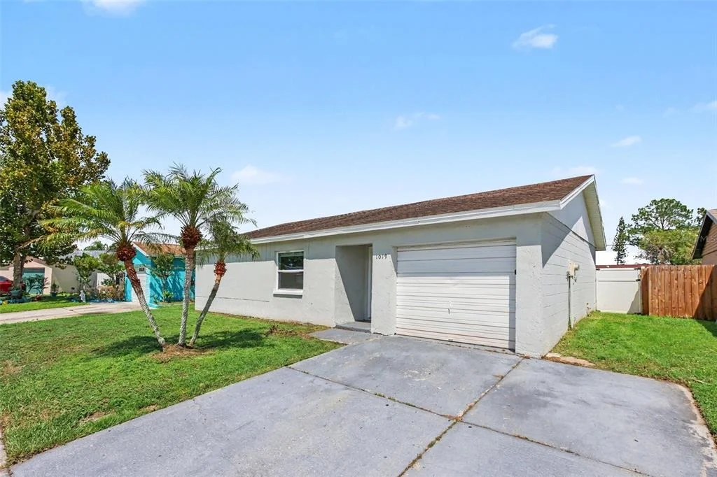 Photo of 1019 AXLEWOOD CIRCLE