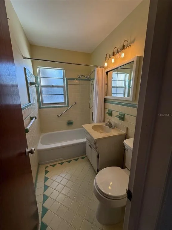 Photo of 331 SHIRLEY AVENUE