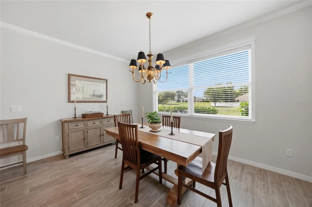 Photo of 25091 PALISADE ROAD