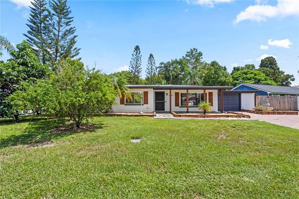 Photo of 6809 WILLOUGHBY LANE