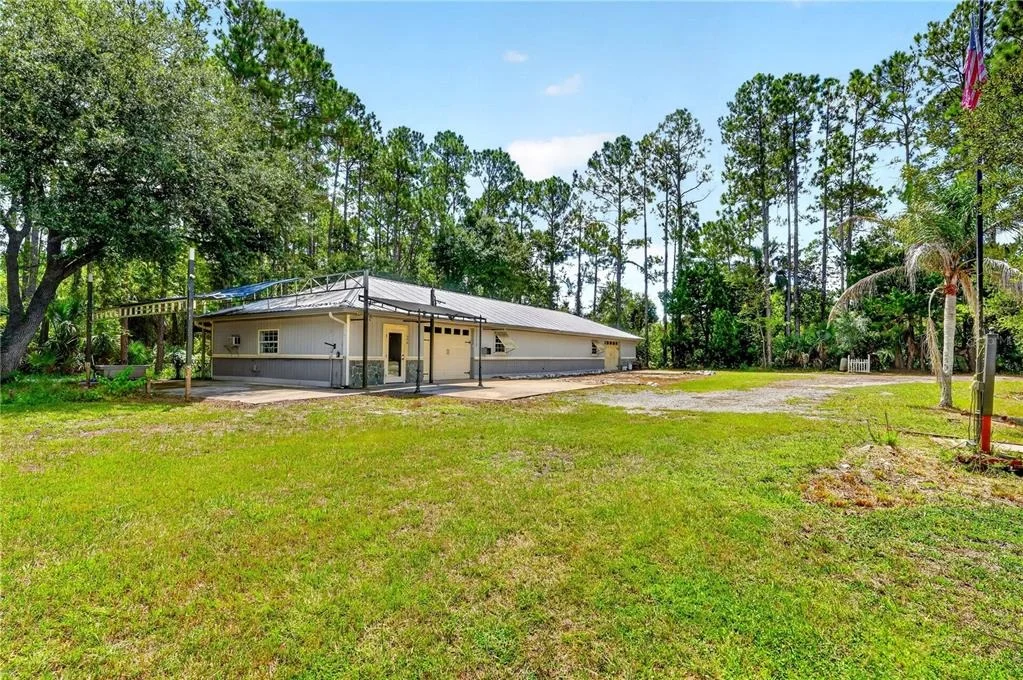Photo of 590 COUNTY ROAD 325