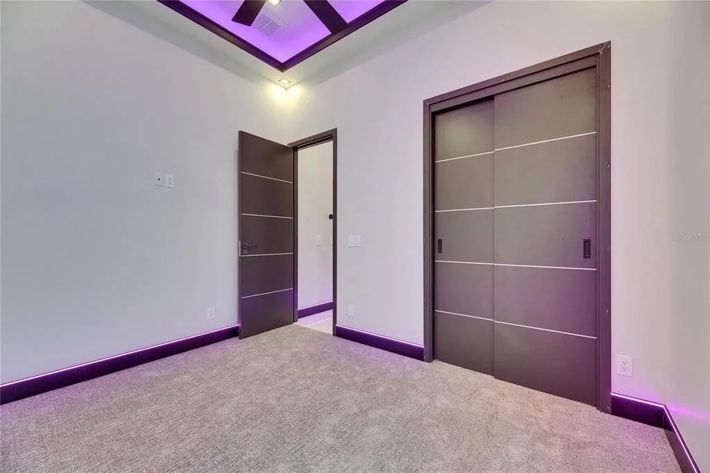 Photo of 6532 SIMONE SHORES CIRCLE