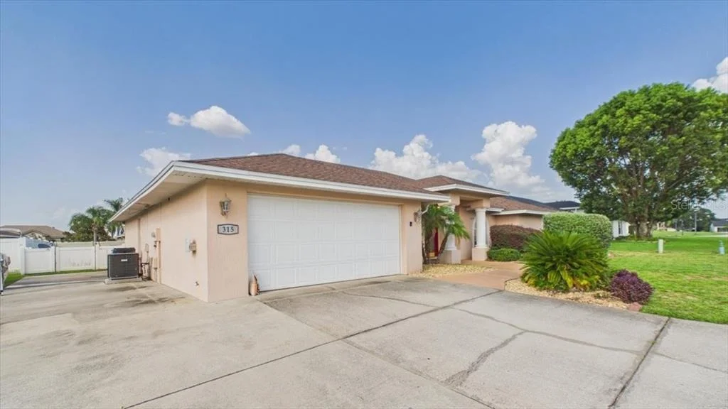 Photo of 315 LANCEOLATE DRIVE