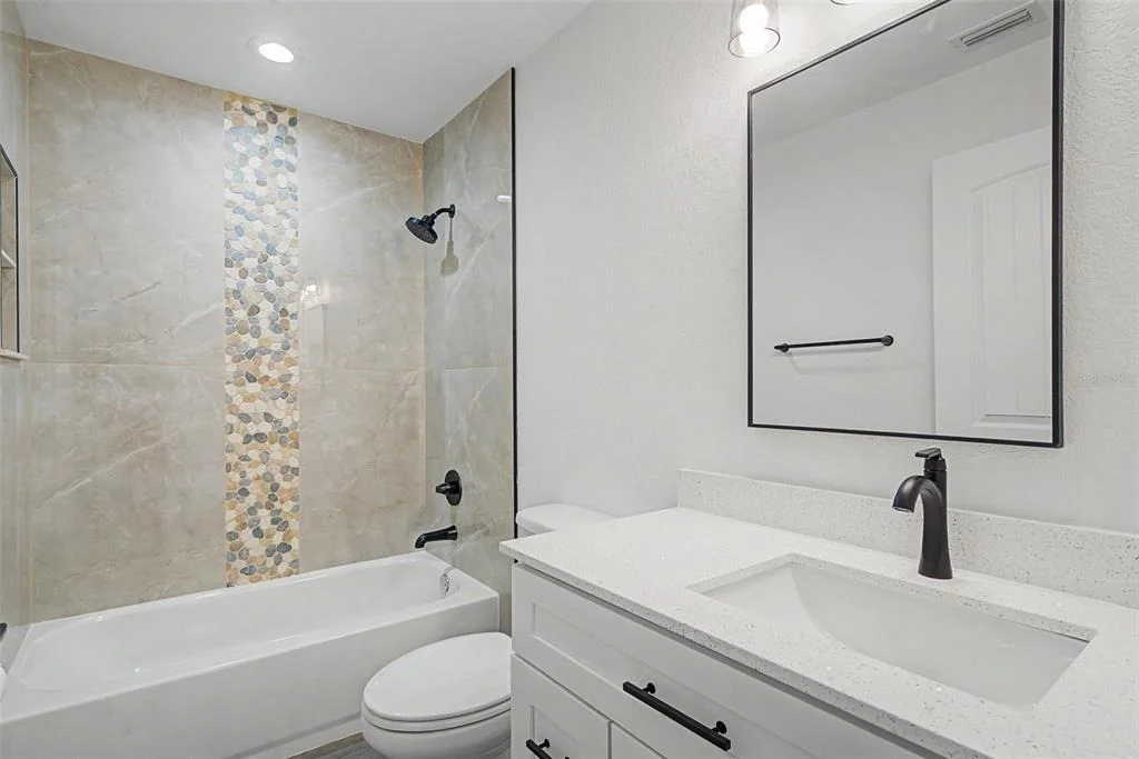 Photo of 3921 DAUPHINE STREET