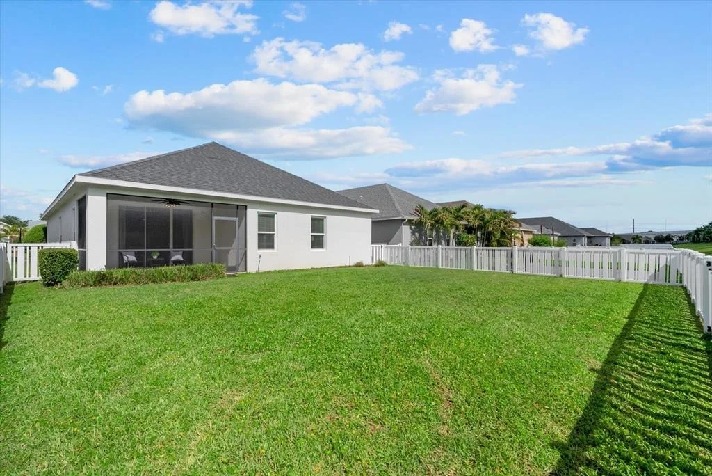 Photo of 7526 RIDGELAKE CIRCLE
