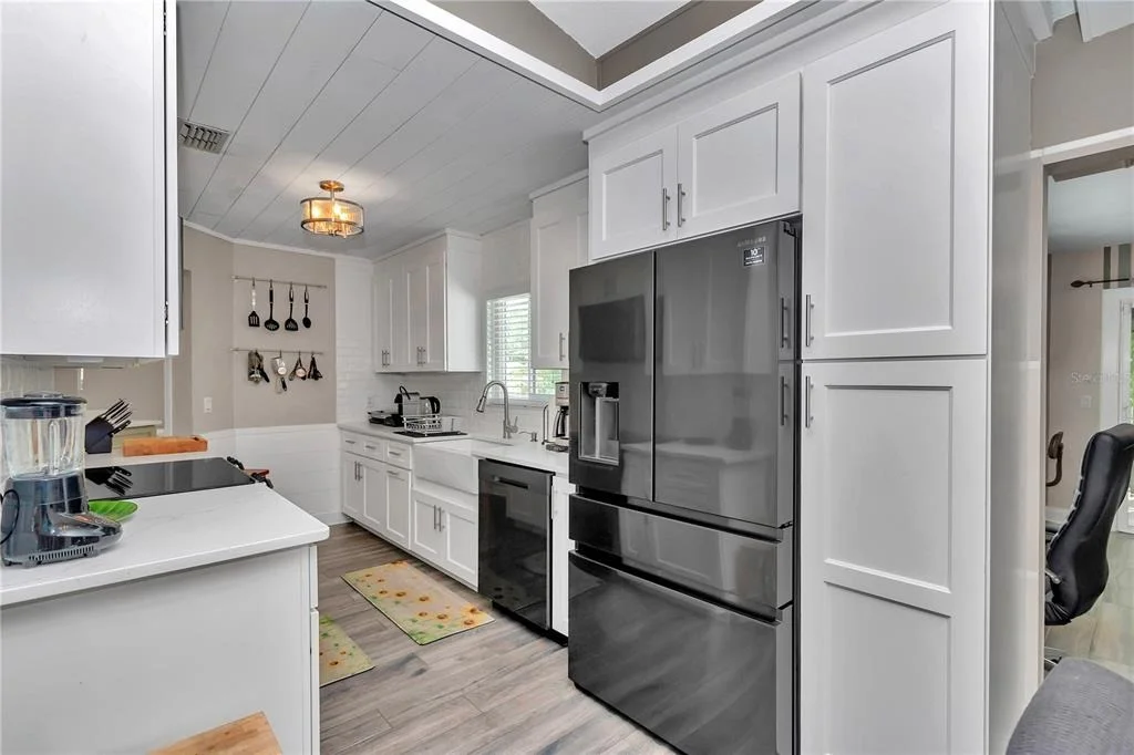 Photo of 814 OAK ROAD