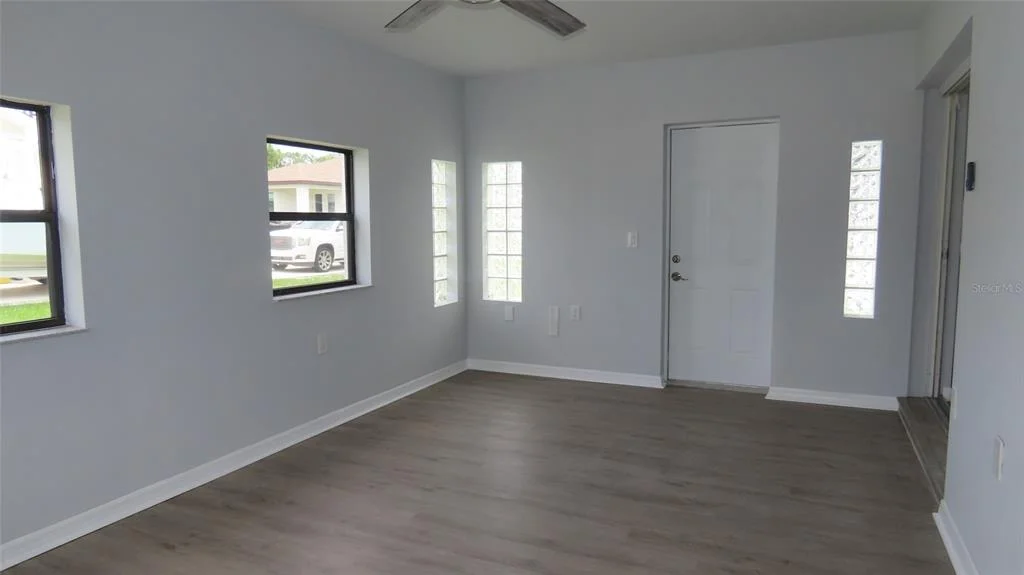Photo of 807 NECTAR ROAD