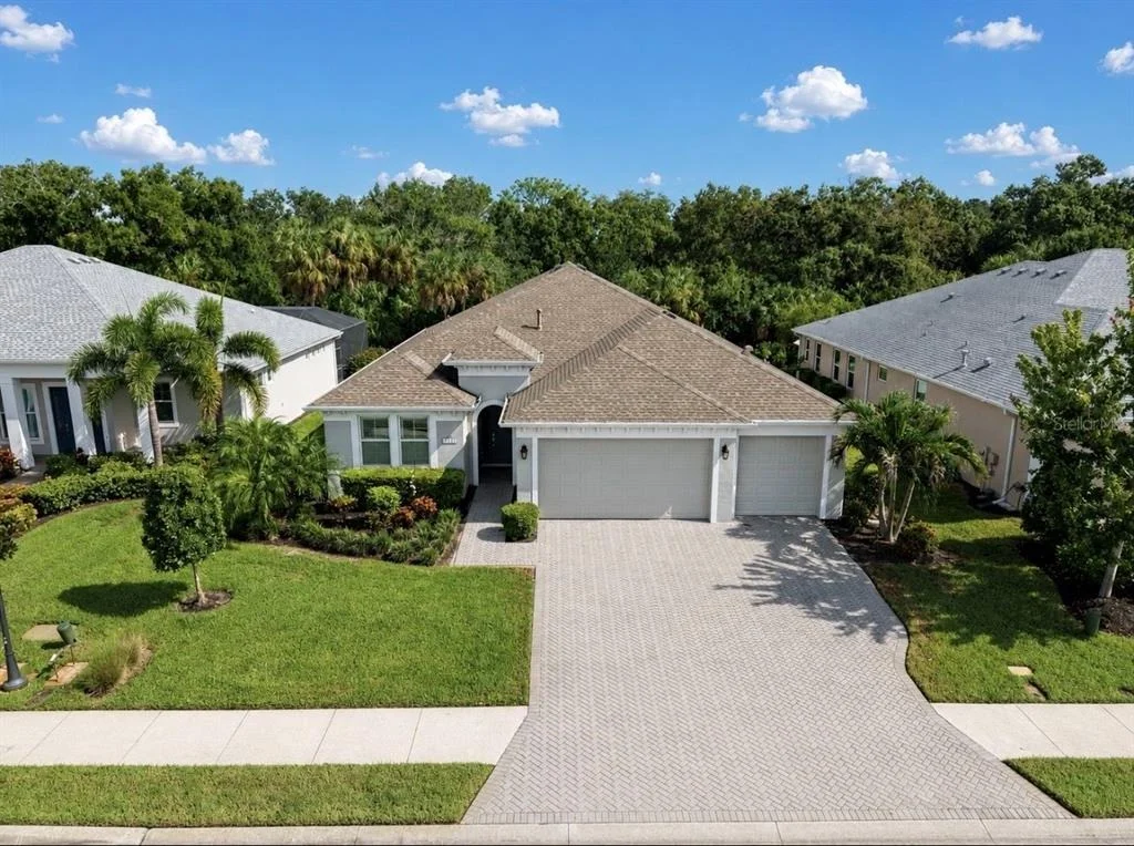 Photo of 311 CHANTILLY TRAIL