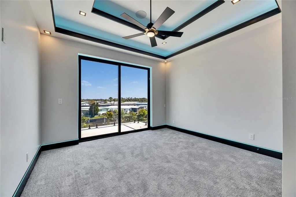 Photo of 6538 SIMONE SHORES CIRCLE