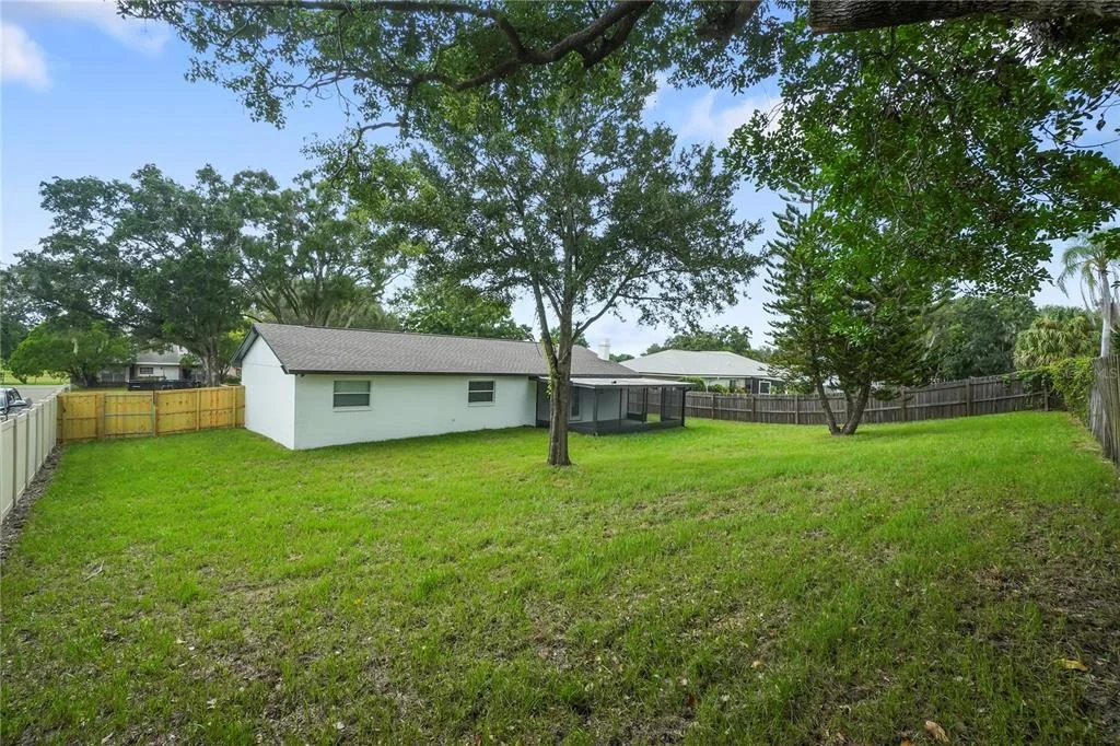Photo of 1901 LAKEVIEW DRIVE