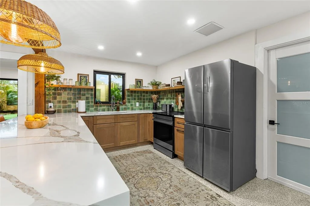 Photo of 2410 VALENCIA DRIVE