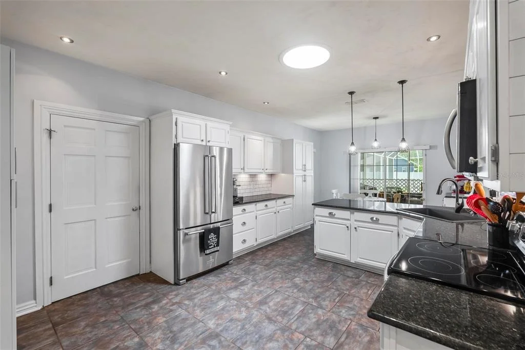 Photo of 27 WINDING CREEK WAY