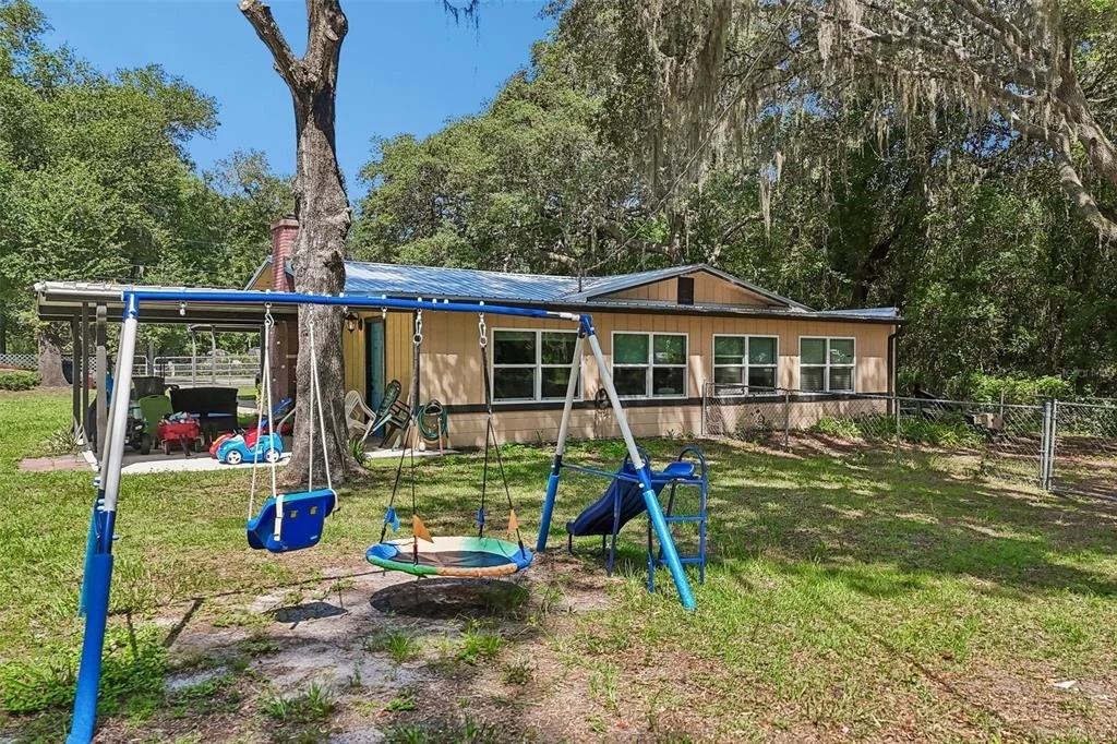 Photo of 212 DOGWOOD DRIVE