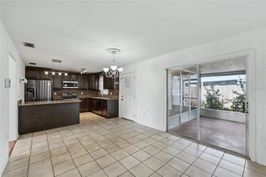 Photo of 503 HOLT CIRCLE