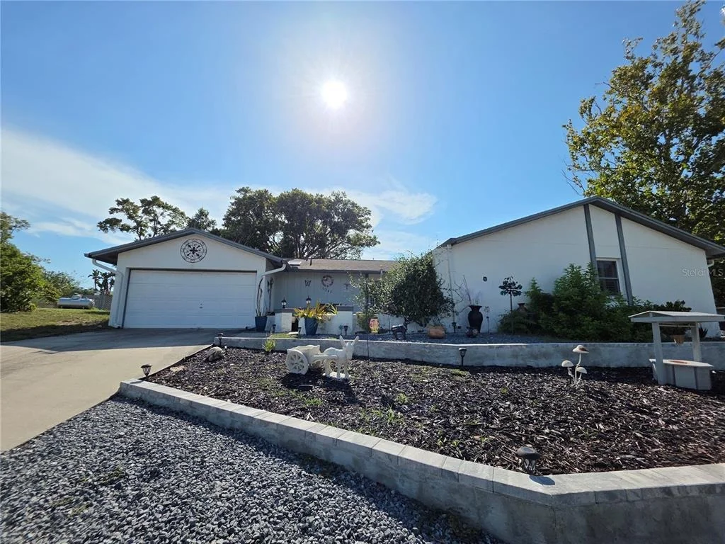 Photo of 9040 BAY DRIVE