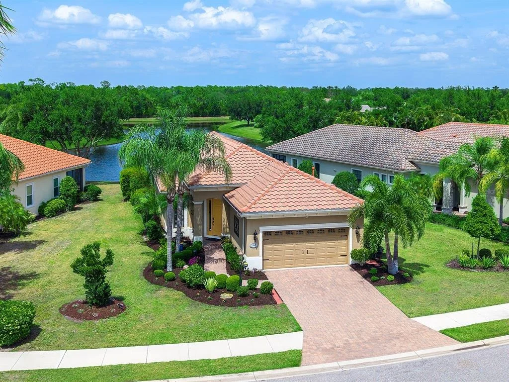 Photo of 7263 BELLEISLE GLEN