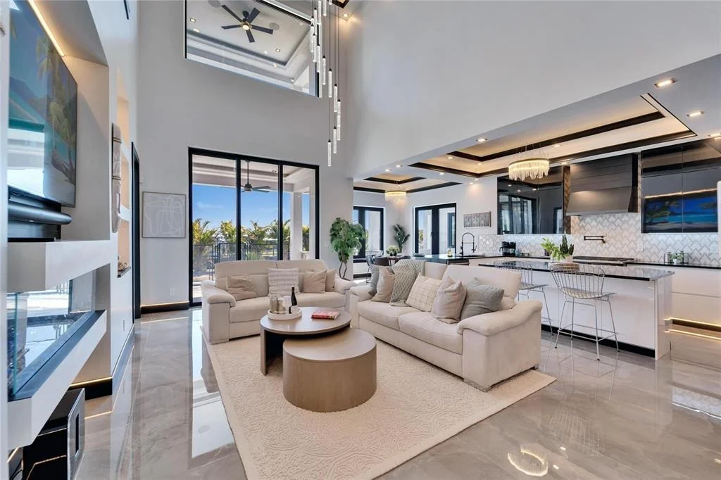 Photo of 6536 SIMONE SHORES CIRCLE