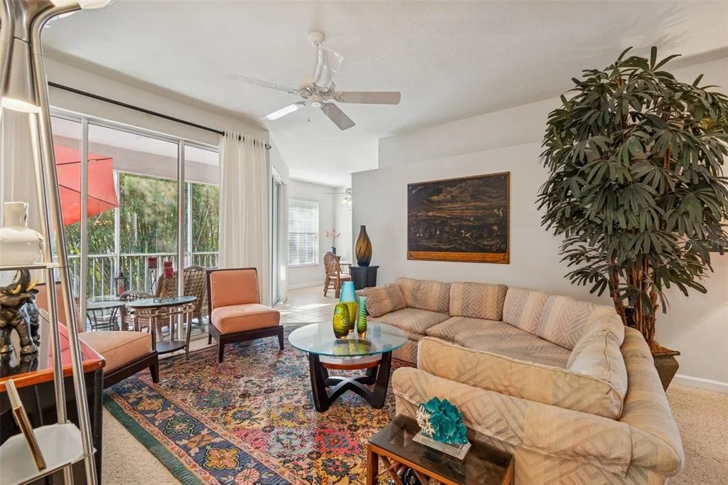 Photo of 894 LANTERN WAY
