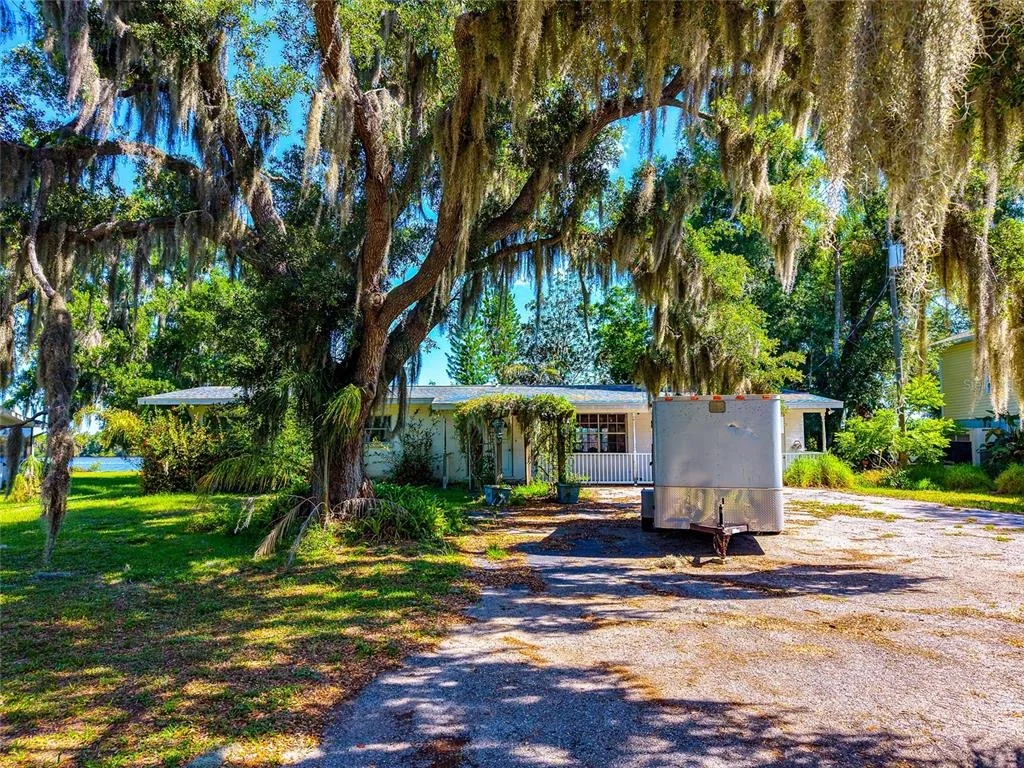 Photo of 11903 UPPER MANATEE RIVER ROAD