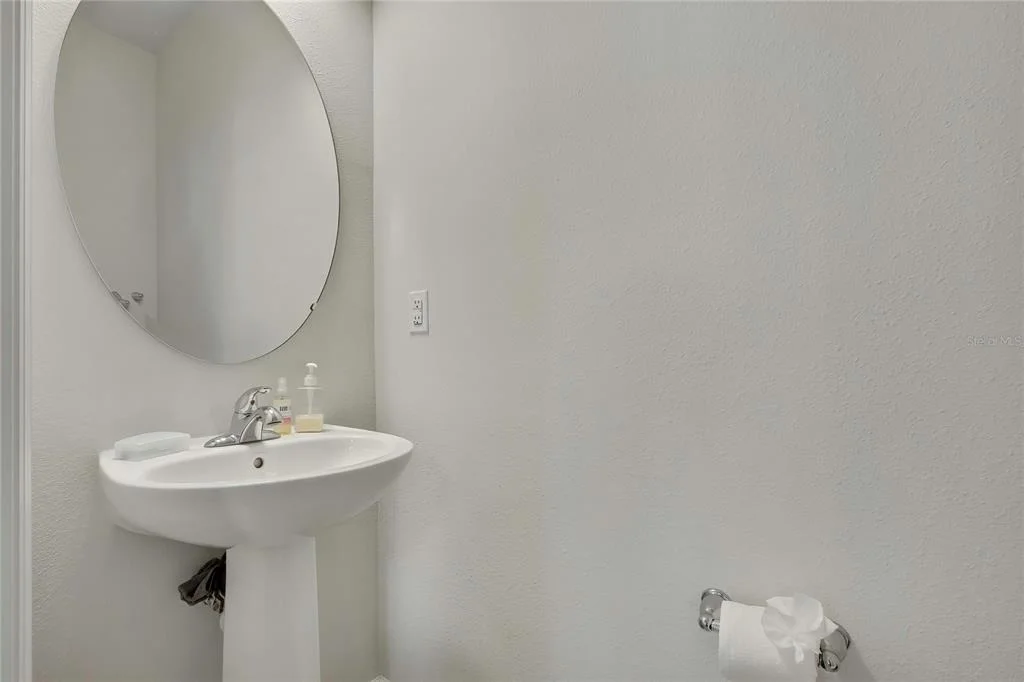 Photo of 11912 THORNCREST DRIVE