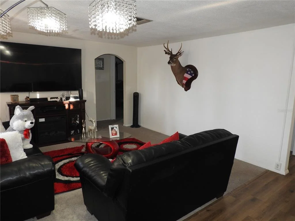 Photo of 1324 VIKING DRIVE