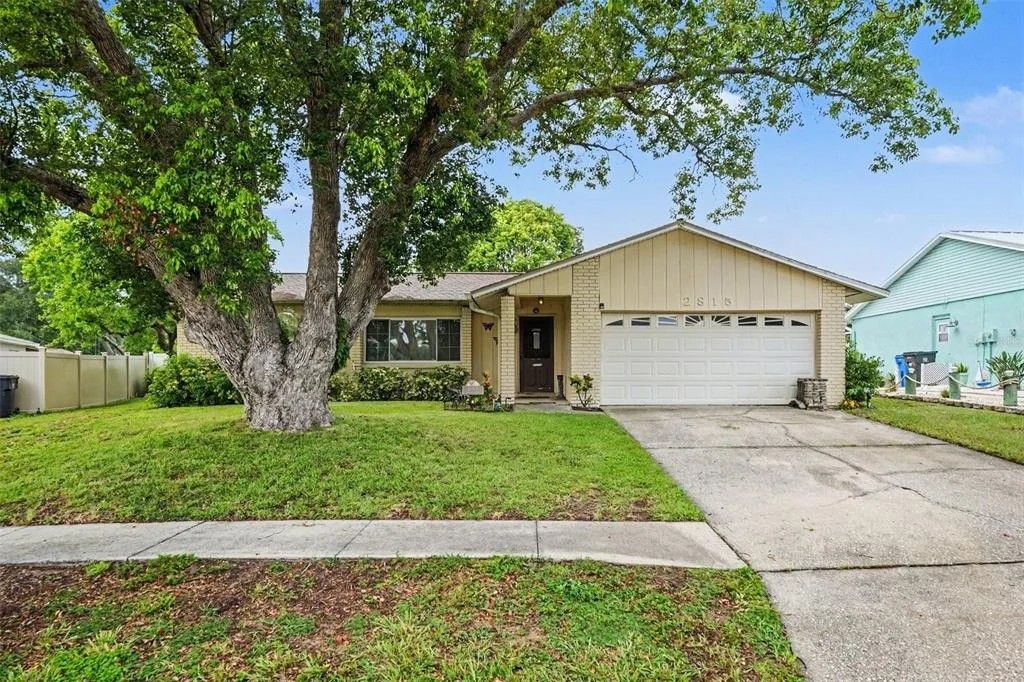 Photo of 2815 LINDEN TREE STREET