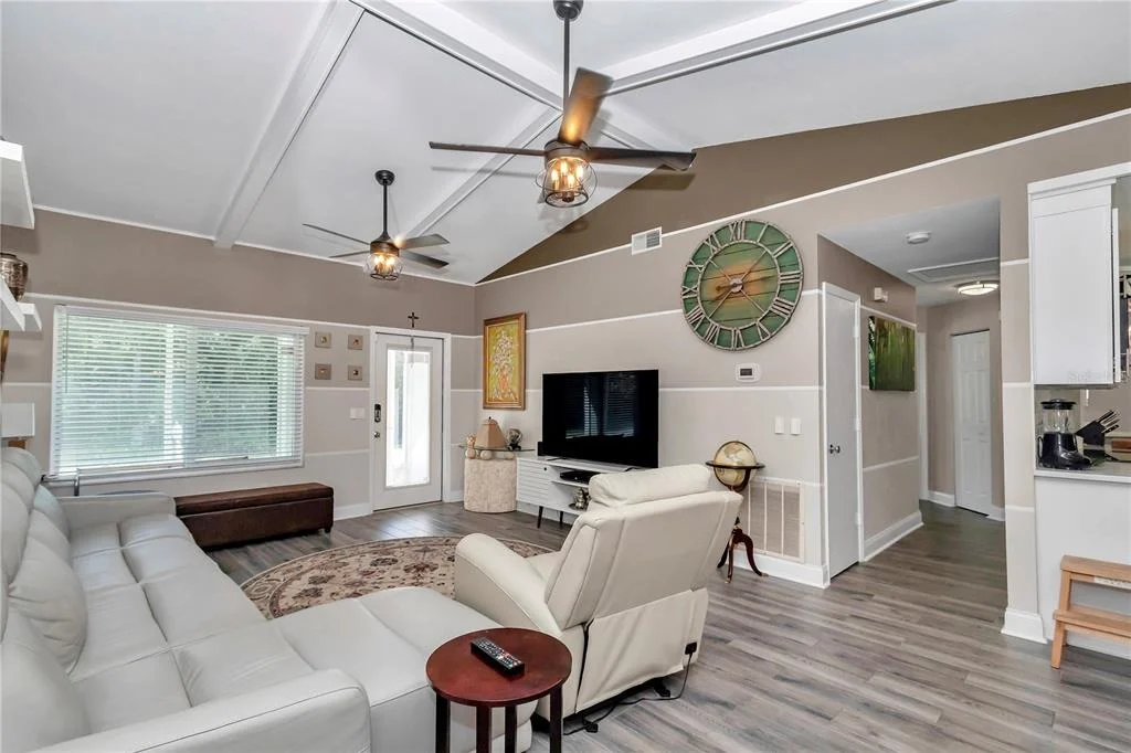 Photo of 814 OAK ROAD