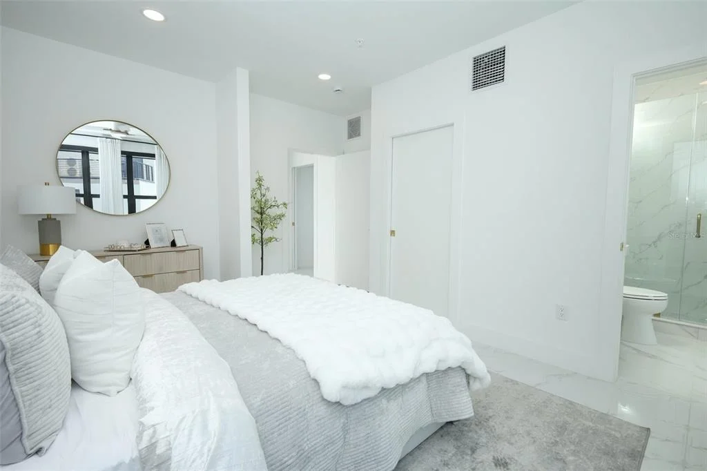 Photo of Unit 5 at 2360 OCEAN SHORE BOULEVARD
