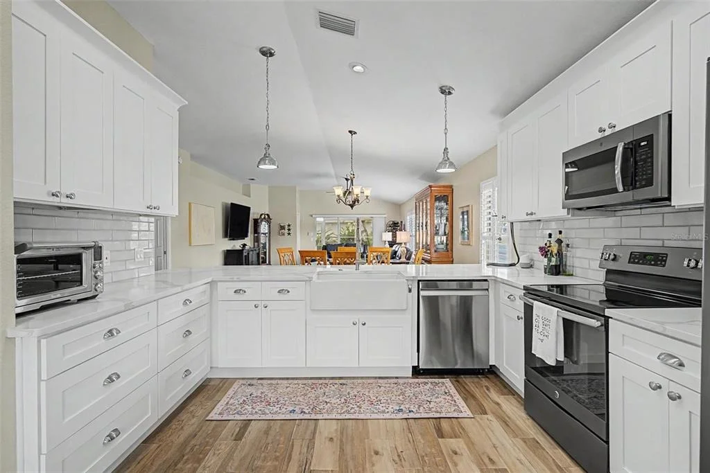 Photo of 1004 SWEET JASMINE DRIVE