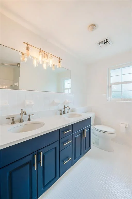Photo of 835 JOHN ANDERSON DRIVE