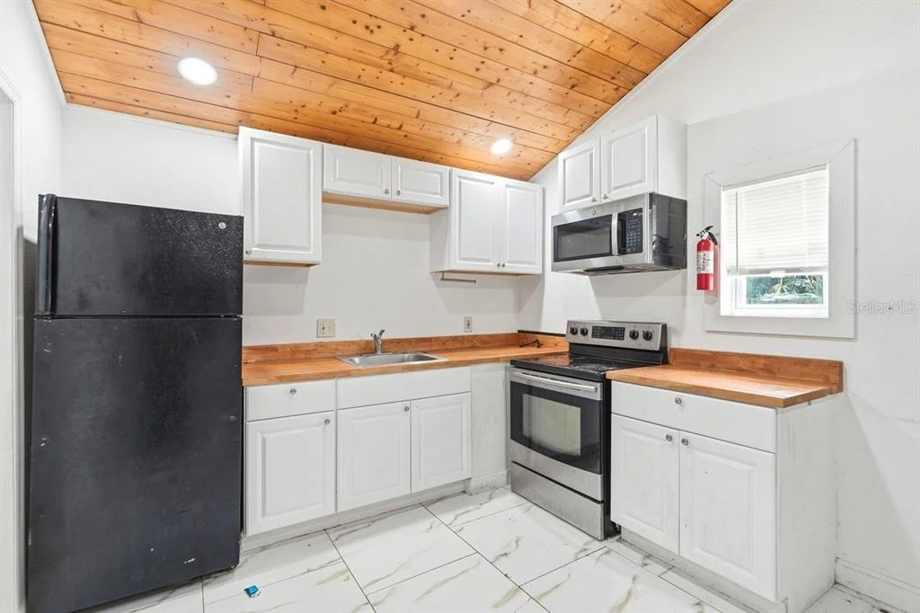 Photo of 5202 RIVERSIDE DRIVE