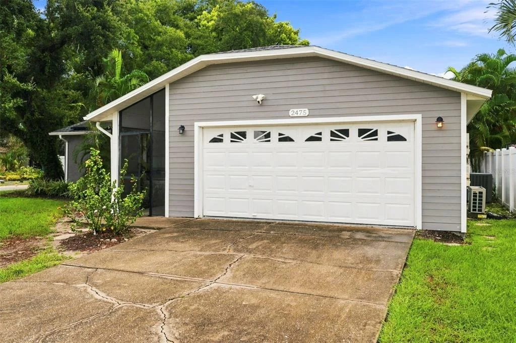 Photo of 2475 GULFBREEZE CIRCLE