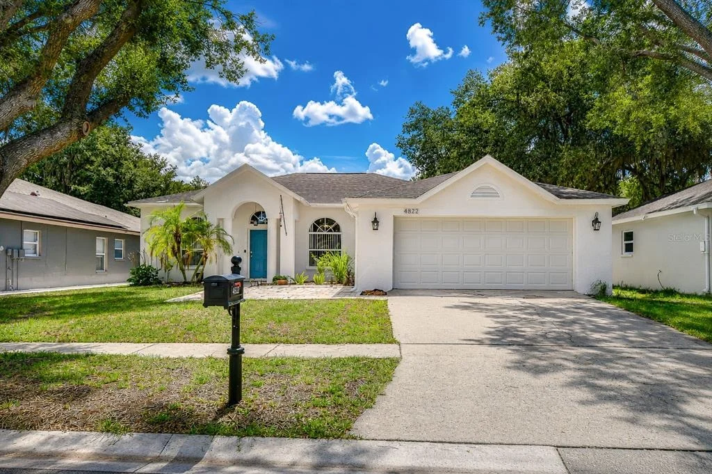 Photo of 4822 PORTOBELLO CIRCLE