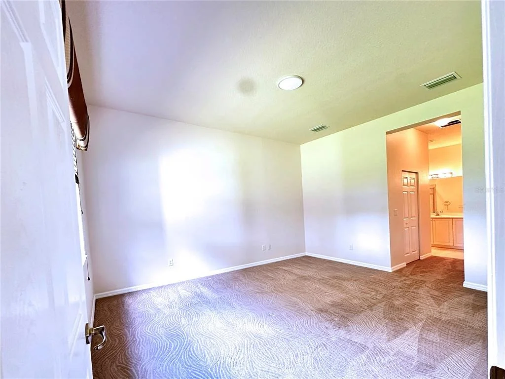 Photo of 4950 SANDY BROOK CIRCLE