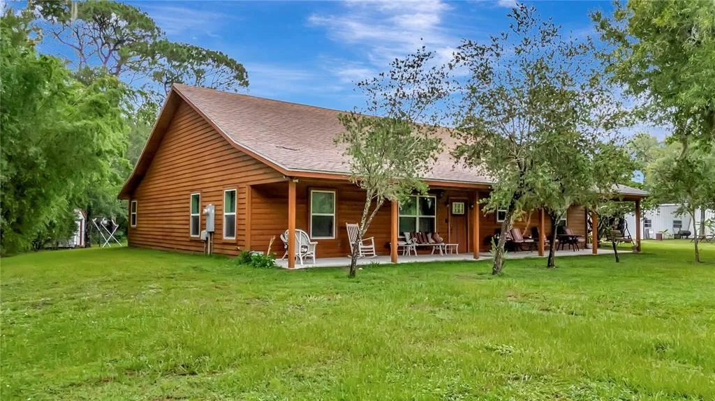 Photo of 7427 REDWING ROAD
