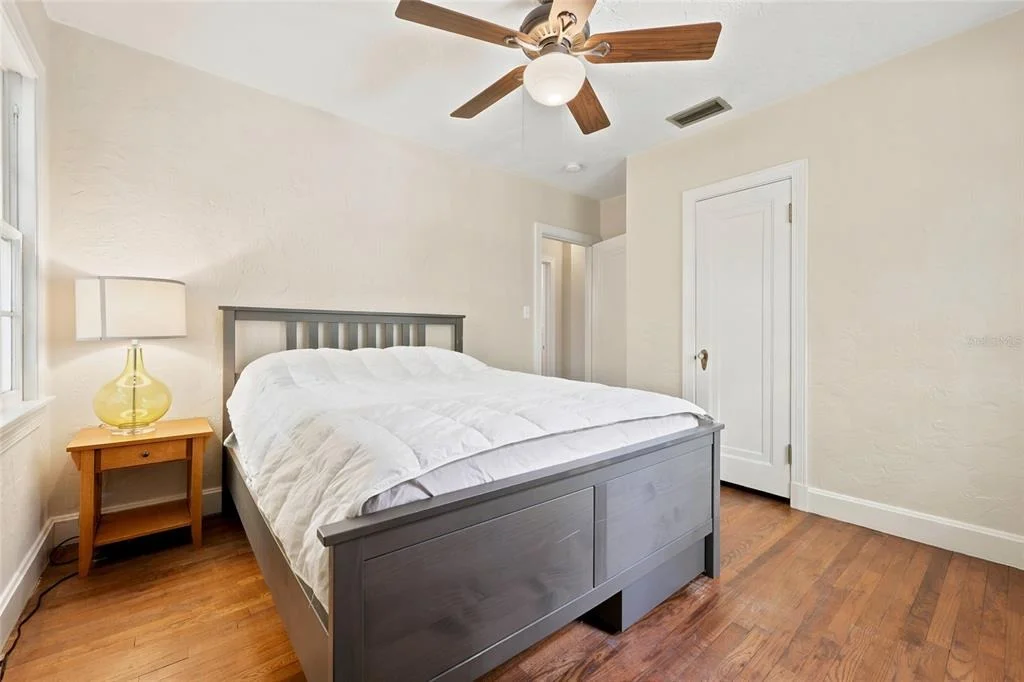 Photo of 616 NW 8TH PLACE