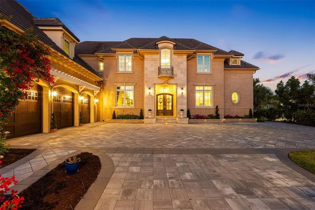 Photo of 487 MEADOW LARK DR