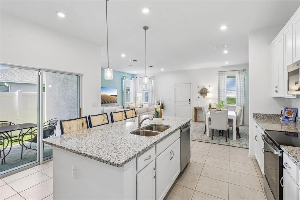 Photo of 1845 HORSETAIL DRIVE