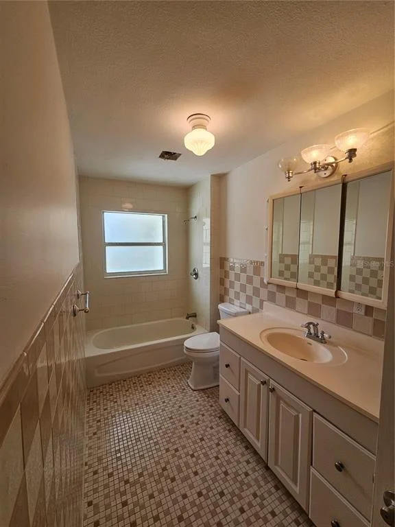Photo of 13250 NE 52ND PLACE