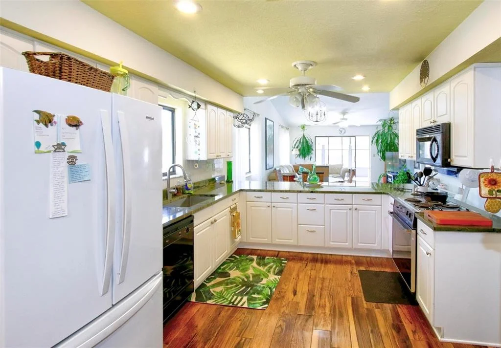 Photo of Unit 6502 at 6502 RIVER RUN BOULEVARD