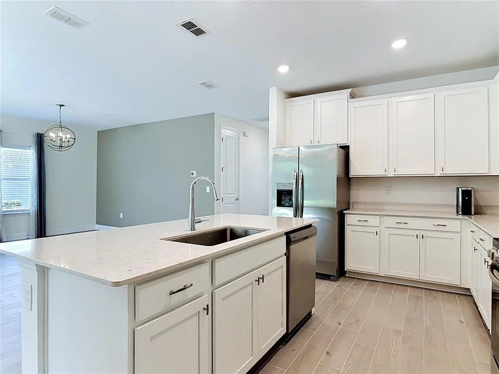 Photo of 2183 RAGLAN CIRCLE