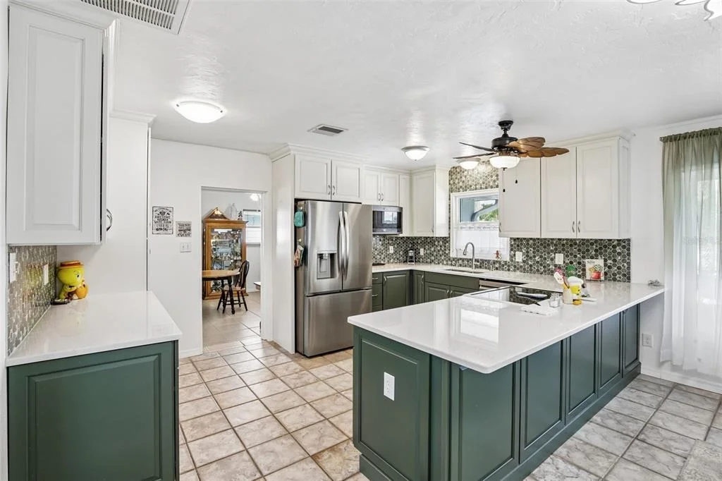 Photo of 806 BLUE HERON BOULEVARD
