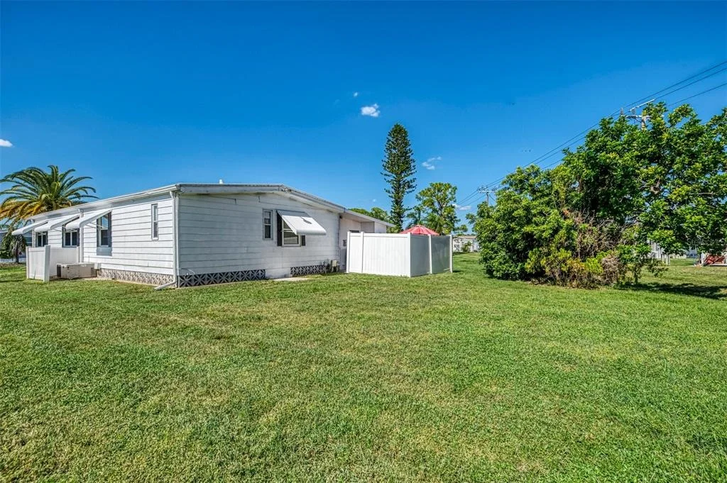 Photo of 49 COMPASS POINT