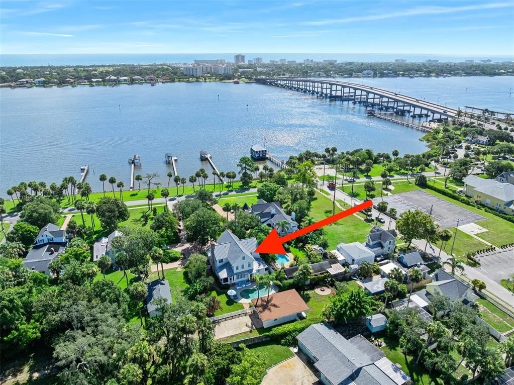 Photo of 94 N BEACH STREET