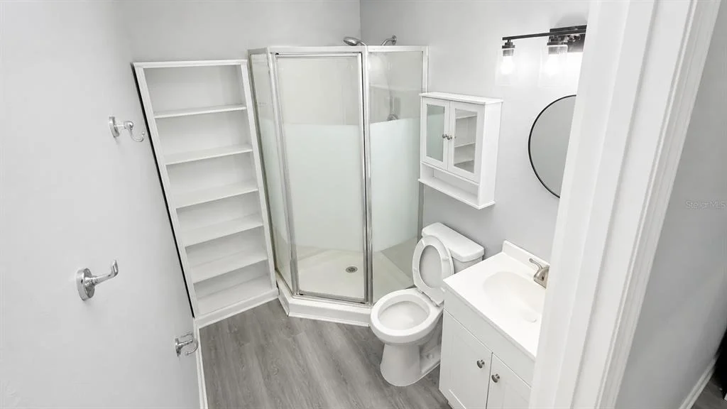 Photo of 415 AVENUE E SE