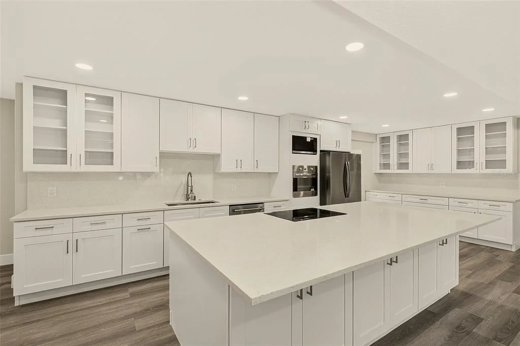 Photo of 1595 OAK LANE